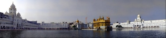 Golden Temple by Matthew Deans (0.31 Gigapixels)