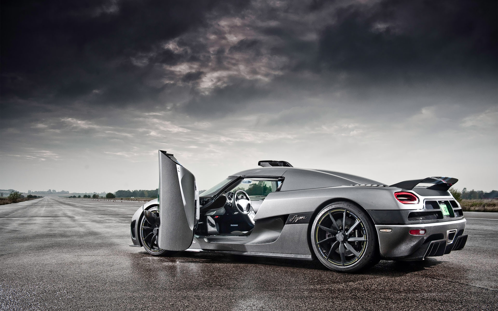 50 Super Sports Car Wallpapers Thatll Blow Your Desktop Away