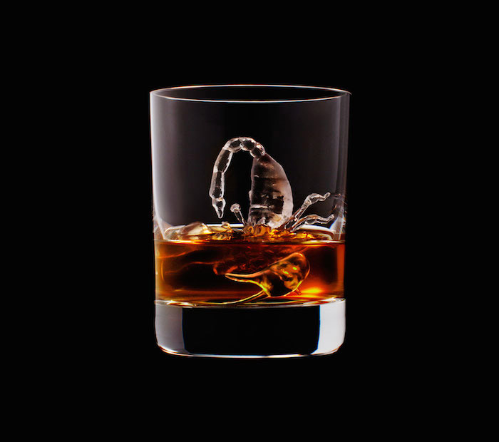 Suntory Whisky - 3D On The Rocks - Scorpion