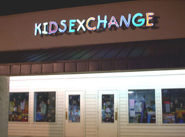 Funny letter-spacing / kerning fails - Kids Exchange