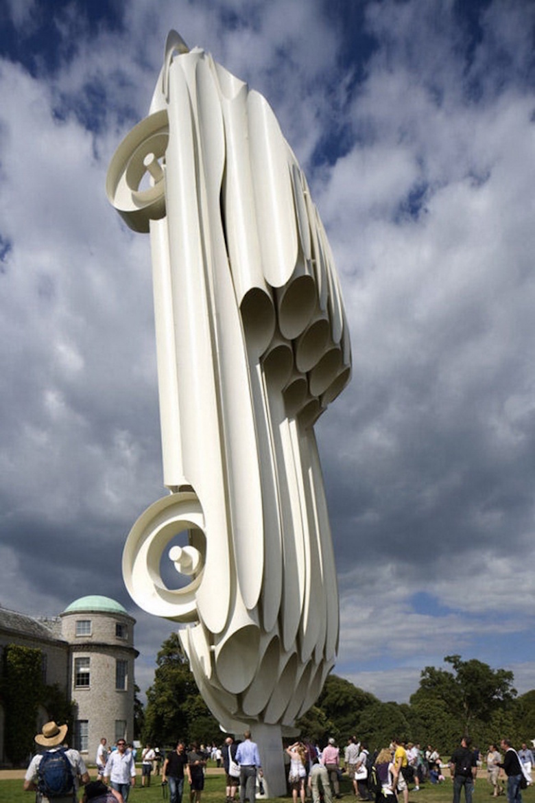 25 Incredible Sculptures That Defy Gravity