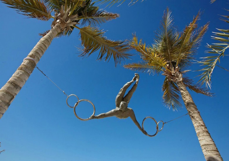 24 Gravity-Defying Sculptures That Will Amaze You