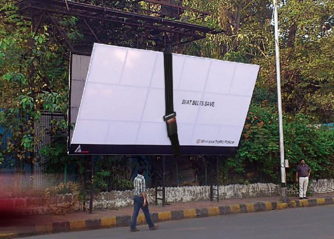 Mumbai Traffic Police - Seat belts save