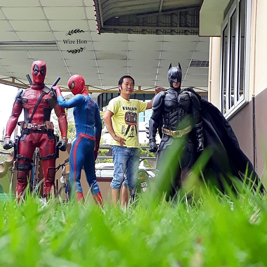 Forced perspective photography with toy superheroes - 3a