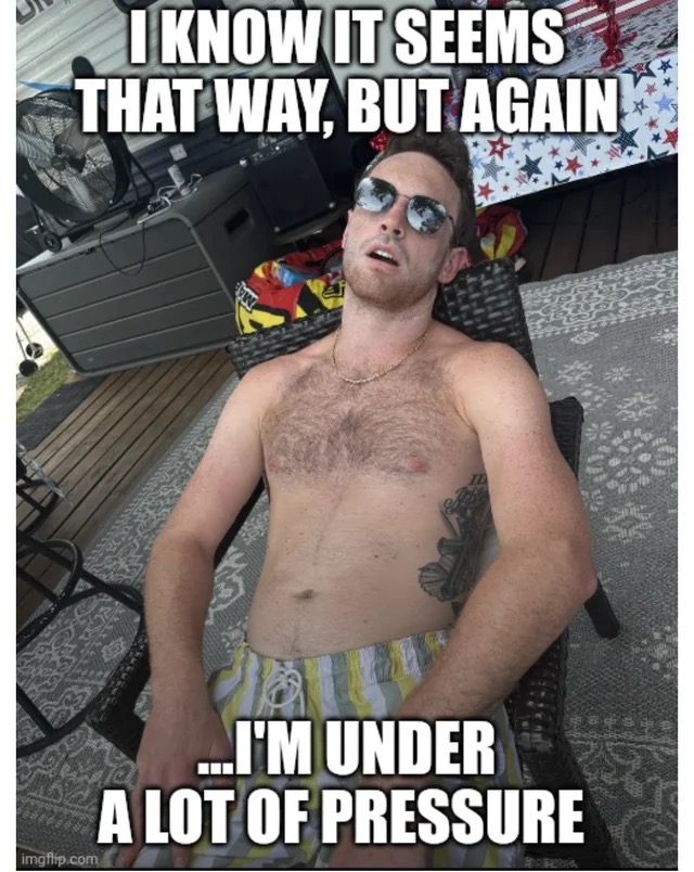 Replying to Dad's request to photoshop his daughter's boyfriend into something funny (Image 14 of 14)