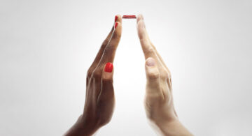 negative-space-illustrations-in-advertising