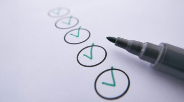 Checklist for verifying AI-generated content quality and plagiarism